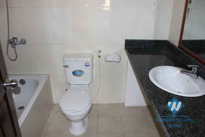 NIce apartment with 3 bedrooms for rent in Ciputra, Ha Noi